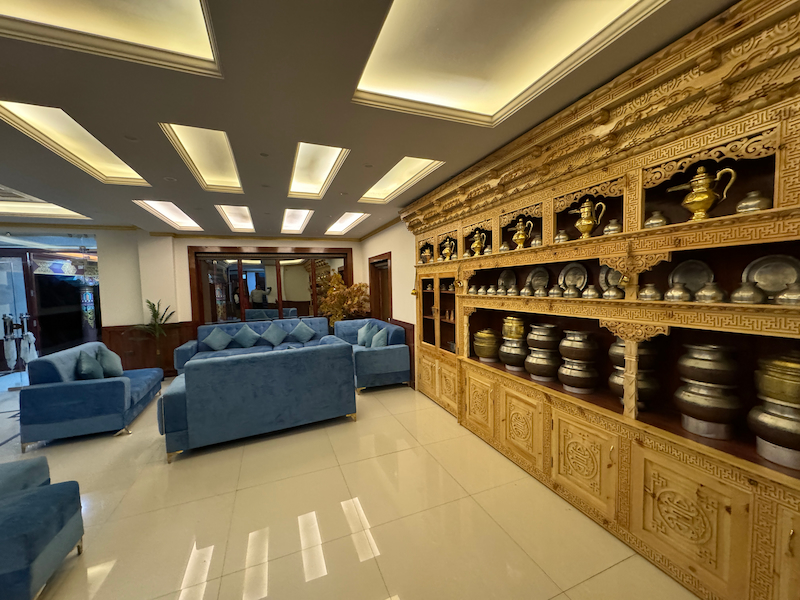 lounge area